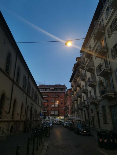 Il nuovo lampione a Santa Giulia Il nuovo lampione a Santa Giulia