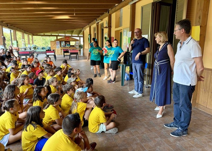 Scuole chiuse, porte aperte ai centri estivi Scuole chiuse, porte aperte ai centri estivi