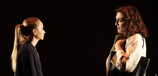 Teatro, Cotroneo racconta il duello verbale tra un'insegnante e la sua alunna