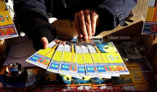 Boom di vendite per i biglietti della Lotteria a Torino
