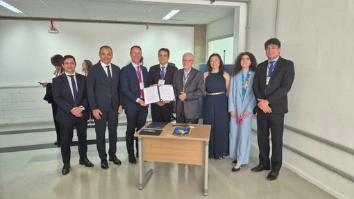 Università, firmato l'accordo per il primo hub del Politecnico di Torino in Brasile Università, firmato l'accordo per il primo hub del Politecnico di Torino in Brasile