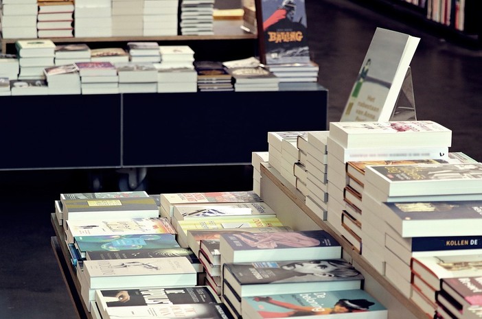 Apprezzamento da parte dei librai per la decisione del Comune
