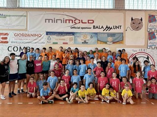 Scuole chiuse, porte aperte ai centri estivi Scuole chiuse, porte aperte ai centri estivi