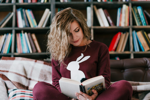 Libri più venduti 2025: ecco quelli consigliati e selezionati dalla classifica