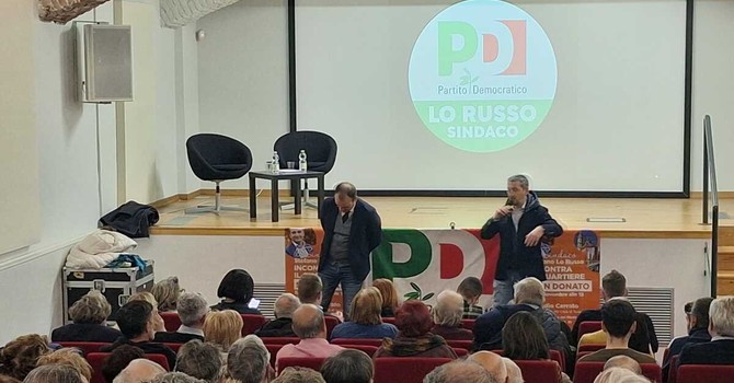Il sindaco Lo Russo a confronto con i residenti