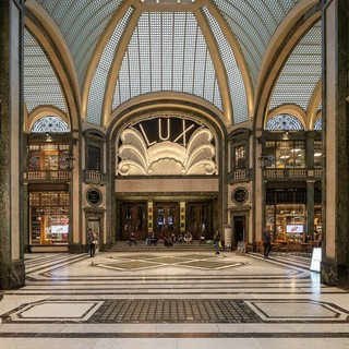 Riapre il cinema Lux