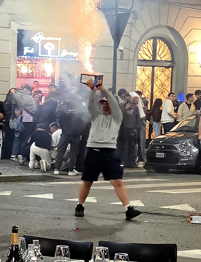 Fuochi d'artificio accesi a Borgo Rossini