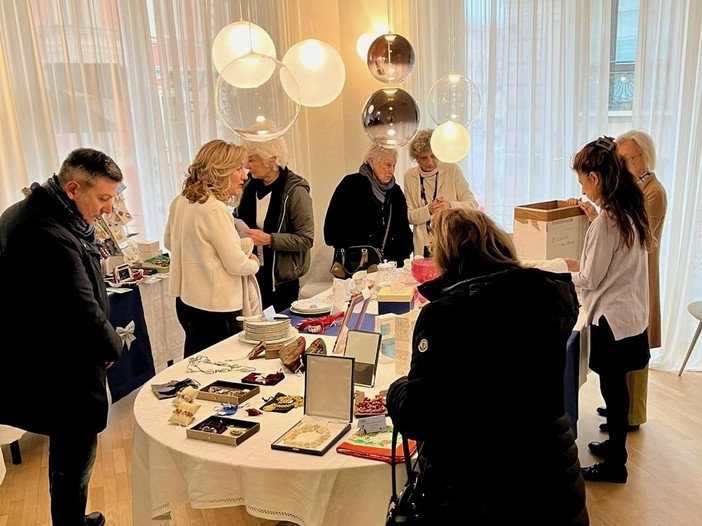 Casa Faro si anima con il Mercatino di Natale