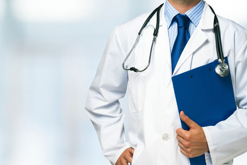 Medico a domicilio a Milano: visite urgenti e controlli personalizzati a casa tua
