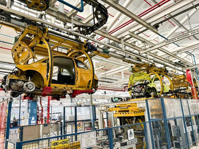 La 500 ibrida spinge Mirafiori, ma è ancora presto per festeggiare