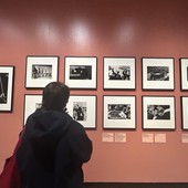 Robert Capa e Gerda Taro in mostra a Camera: ieri come oggi, la fotografia che documenta la guerra