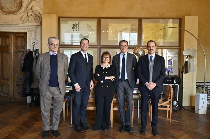 La tavola rotonda al Valentino