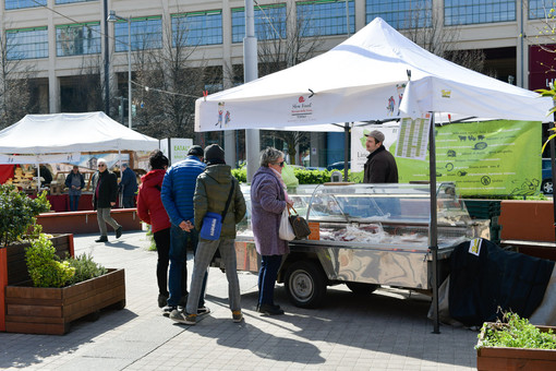 Dal 9 maggio il Mercato di Slow Food arriva in piazza Carlo Alberto