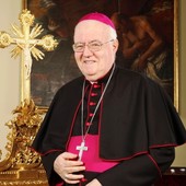 Diocesi di Torino e Susa in lutto: morto Cesare Nosiglia, per 12 anni arcivescovo della città Diocesi di Torino e Susa in lutto: morto Cesare Nosiglia, per 12 anni arcivescovo della città