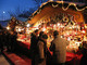 mercatino di natale illuminato