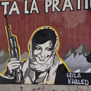 Murales di Leila Khaled vicino ad Askatasuna. Ricca (Lega): &quot;Omaggio ad una terrorista, fatto grave&quot;