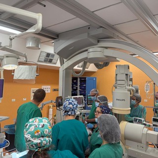 Una neonata è stata salvata da una rara malformazione vascolare al fegato
