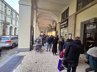 Grande coda per accalappiarsi la Nuvola di Ghigo