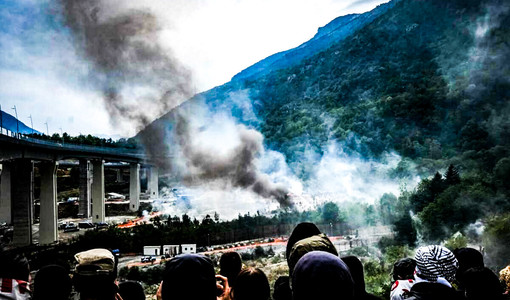 Scontri in Val Susa, restano in carcere gli attivisti tedeschi. E i No Tav annunciano il rientro in cella di Rossetto