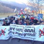 Vent’anni dopo Venaus, migliaia in marcia contro la Tav in Val di Susa