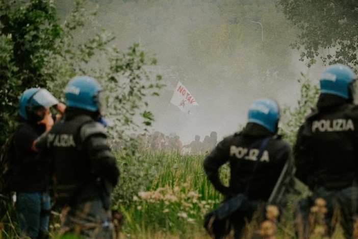 Guerriglia No Tav, il giorno dopo è ancora polemica: "È stato un tentato omicidio, basta scuse"