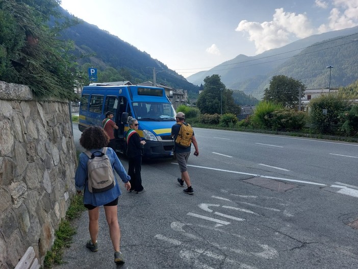 Una navetta per scoprire la Val Chisone senza auto: al via il collegamento tra Fenestrelle, Usseaux e il Forte Una navetta per scoprire la Val Chisone senza auto: al via il collegamento tra Fenestrelle, Usseaux e il Forte