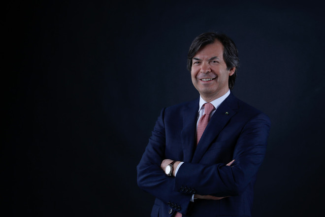 Intesa Sanpaolo: nel primo semestre 2025 si conferma il posizionamento ai vertici per impatto sociale