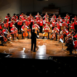 Orchestra Filarmonica: "Giro di giostra" insieme all'Orchestra Suzuki