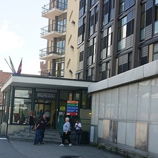 In stand by i lavori alla dialisi di Ivrea, infermieri contro la giunta Cirio: "Basti rinvii, chiarezza sulla situazione" In stand by i lavori alla dialisi di Ivrea, infermieri contro la giunta Cirio: "Basti rinvii, chiarezza sulla situazione"