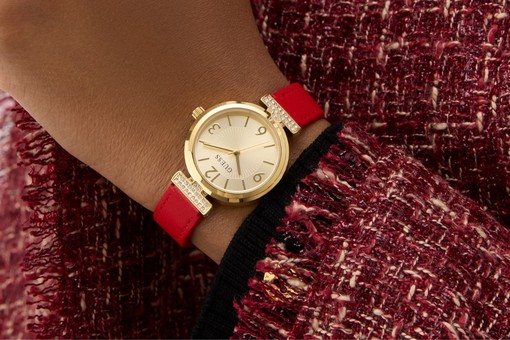 Dallo stile urbano all'eleganza sportiva: come adattare l'orologio al ritmo della giornata? Dallo stile urbano all'eleganza sportiva: come adattare l'orologio al ritmo della giornata?