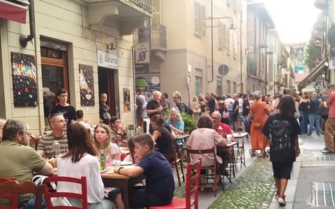 Musica, birra e artigiani: Il Torchio e la Dogana spengono le candeline