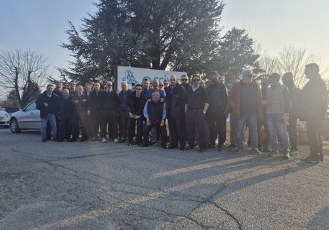 Gli autisti in sciopero a Pinerolo