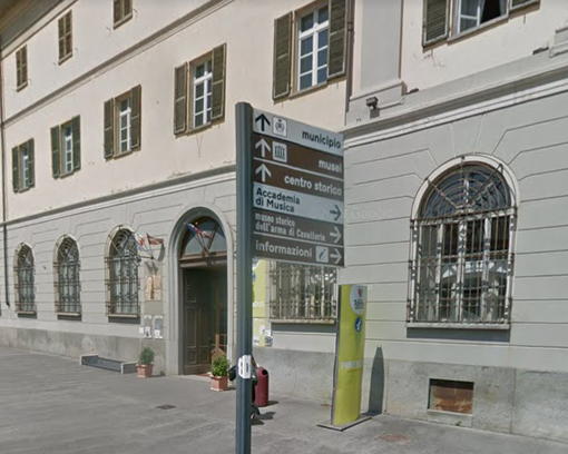 Serata di chiusura campagna referendaria al Salone dei Cavalieri di Pinerolo