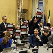 Protesta contro Askatasuna in Regione