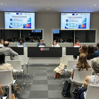 Progetto Petrarca, la lingua italiana come chiave per l'integrazione e la sicurezza sul lavoro Progetto Petrarca, la lingua italiana come chiave per l'integrazione e la sicurezza sul lavoro