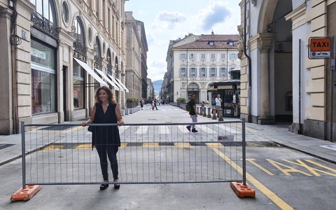 Piazza San Carlo riapre alle auto: ecco l'assessore Chiara Foglietta