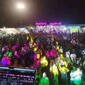 Birra artigianale, cibo, musica per il festival di Piscina Birra artigianale, cibo, musica per il festival di Piscina