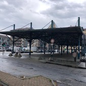 La tettoia di piazza Crispi