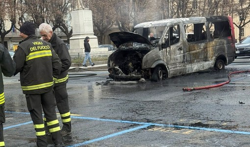 Il furgone andato in fiamme Il furgone andato in fiamme