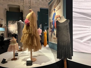 La mostra “Il corpo della città. Moda e arti Liberty e modernità 1884-1961” La mostra “Il corpo della città. Moda e arti Liberty e modernità 1884-1961”