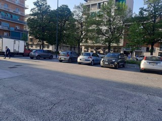 Parcheggio nell'area mercatale di corso Grosseto Parcheggio nell'area mercatale di corso Grosseto