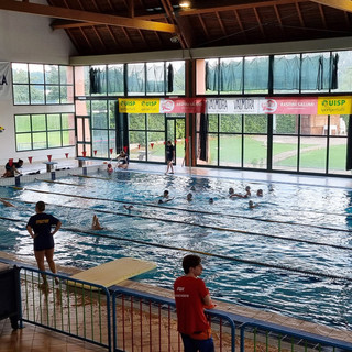 Comune e Uisp regionale danno una mano alla piscina di Pinerolo