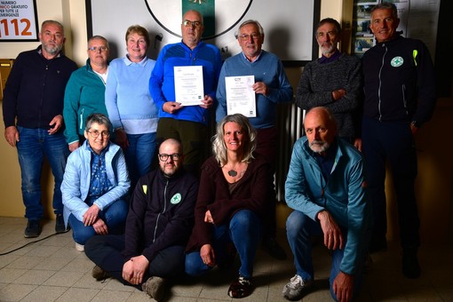 Il direttivo con la certificazione
