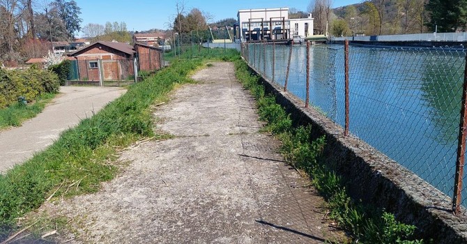 La ciclabile a metà di Bertolla La ciclabile a metà di Bertolla