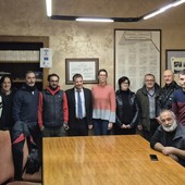 I nuovi rappresentanti con al centro il sindaco Luca Salvai e la vice Francesca Costarelli I nuovi rappresentanti con al centro il sindaco Luca Salvai e la vice Francesca Costarelli