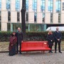 L'inaugurazione della panchina rossa di corso Siccardi