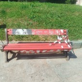 Leinì, vandalizzata la panchina rossa contro la violenza sulle donne
