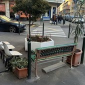 Panchine e sedie abusive a Borgo Vittoria