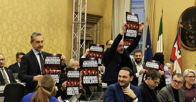 Protesta contro Askatasuna in Regione