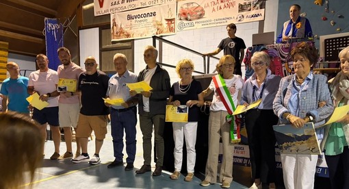 Da sinistra Giuseppe Crisci, Alex Charrier, Stefano Bertalmio, Pino Bilardi, Luciano Brun, Luca Bergesio, Daniela Armanni, Nadia Brunetto (sindaca), Paola Bagliani, Wilma Barisan e Giuseppina Cianalino Da sinistra Giuseppe Crisci, Alex Charrier, Stefano Bertalmio, Pino Bilardi, Luciano Brun, Luca Bergesio, Daniela Armanni, Nadia Brunetto (sindaca), Paola Bagliani, Wilma Barisan e Giuseppina Cianalino